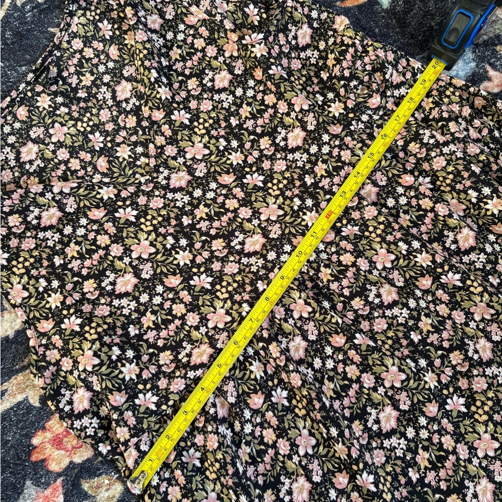 Floral Maxi Dress - Picture 3 of 4